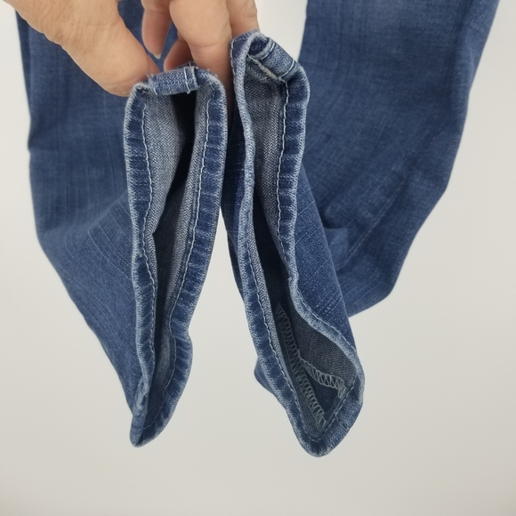 True Religion Billy Distressed Straight-Leg Jean - Picture 3 of 15